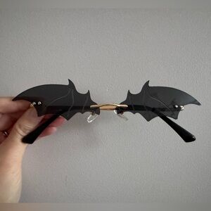 #48 Gothic Punk Bat Wing Statement Sunglasses in Black & Gold